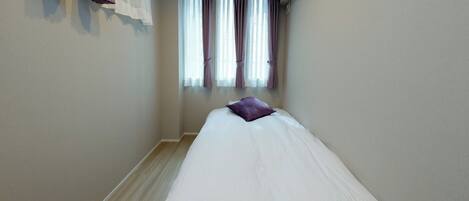 1 bedroom, free WiFi, bed sheets