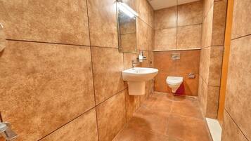 Villa, vue lac | Salle de bain