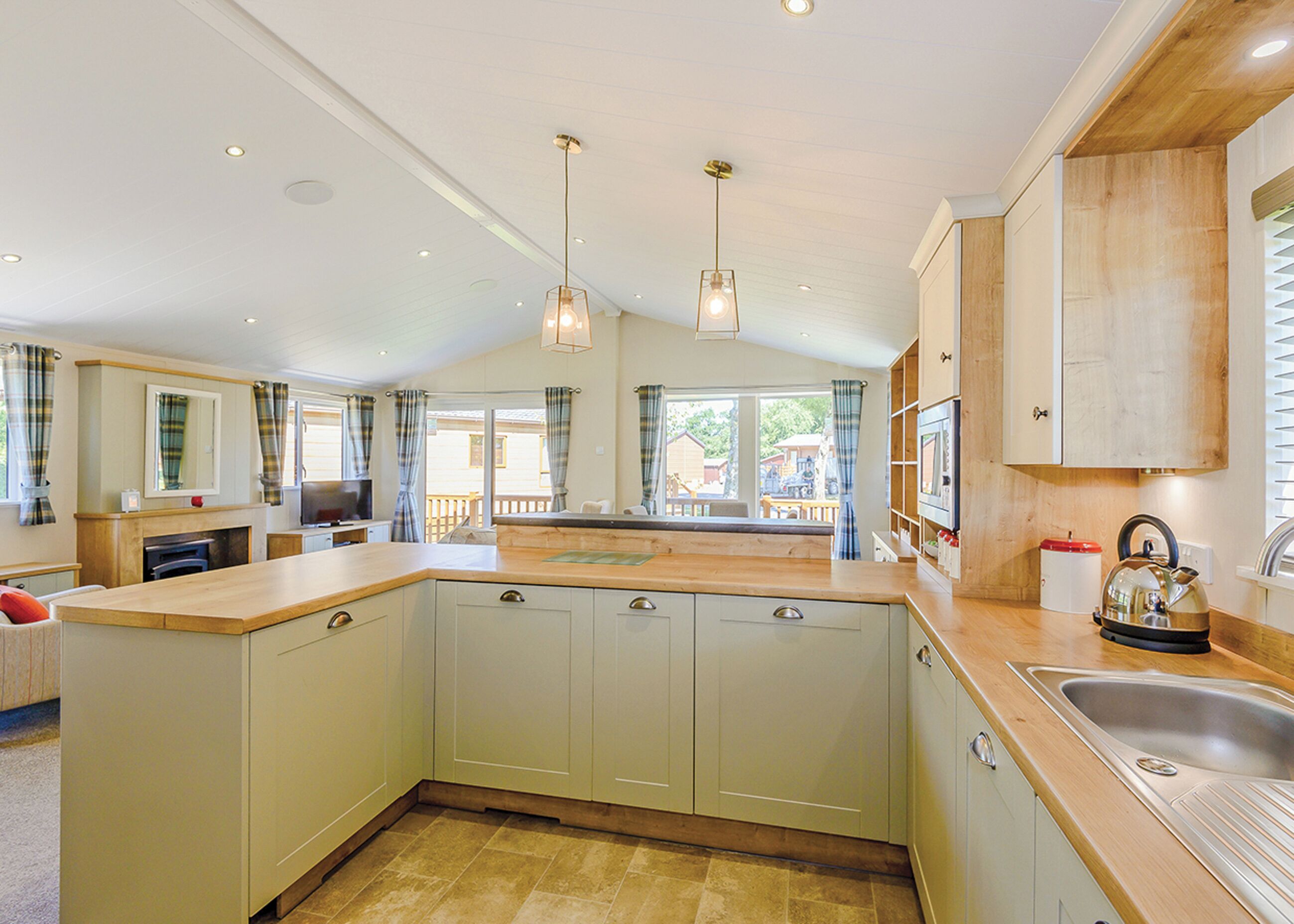 Fridge, oven, stovetop, toaster