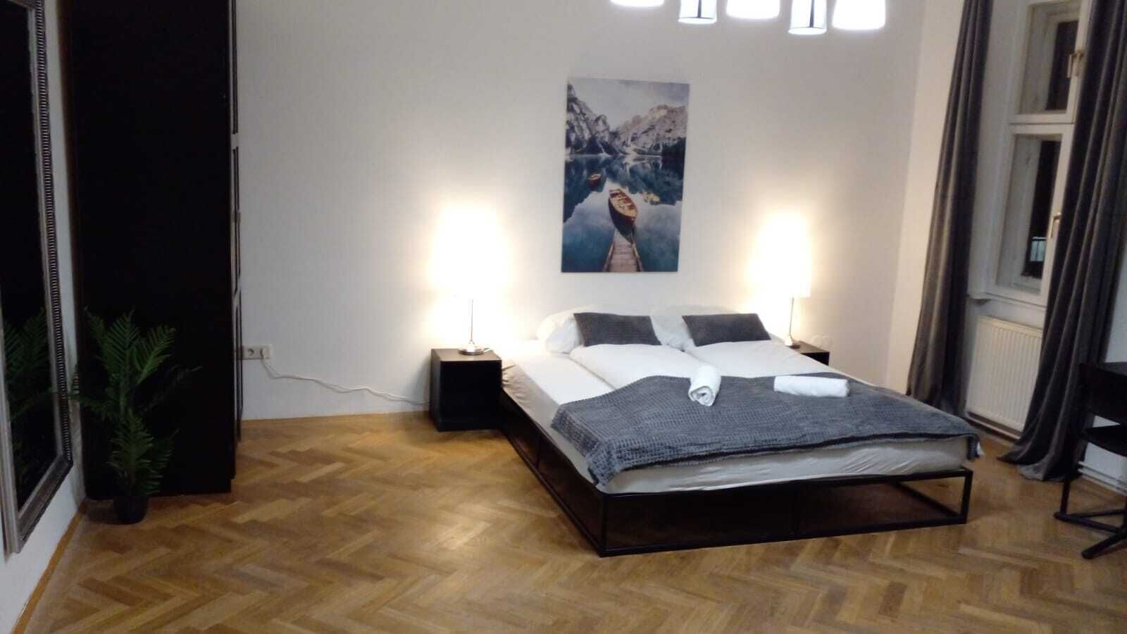 Apartament bàsic | Planxa i posts de planxar i wifi gratuïta 