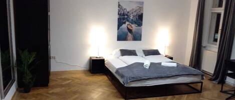 Basic Apartment | Iron/ironing board, free WiFi