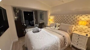 3 habitaciones, tabla de planchar con plancha y wifi 