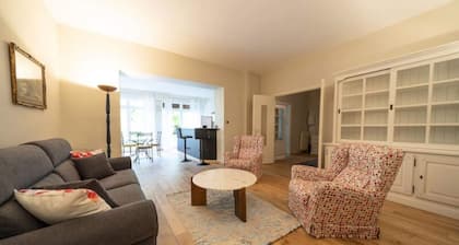 Apartment in Hermitage With Private Garden