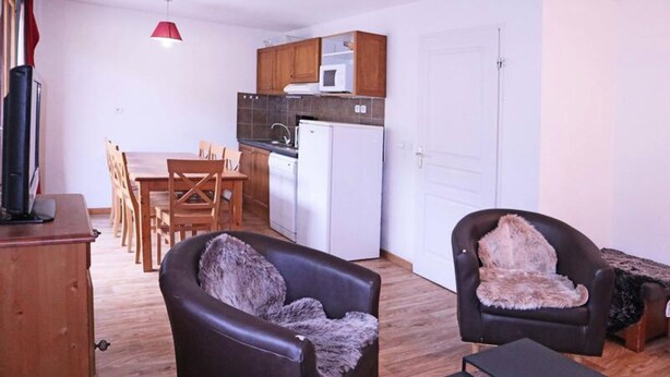 Living area - A310 LES Chalets DE Bois Mean: Luxury Residence (Les Orres)