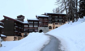 Exterior - Apartment in Les Coches With Mont Blanc View (La Plagne-Tarentaise)