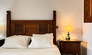 Individually furnished, bed sheets - Nomad's Country - Cimo de Vila Mountain Window (Cabeceiras de Basto)