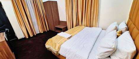 Deluxe Double or Twin Room, City View