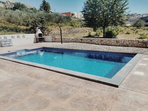 Hus | Pool
