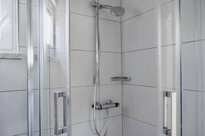 Apartment | Bathroom - Villa Tonika -two Bedroom Apartment With Terrace (Selca)