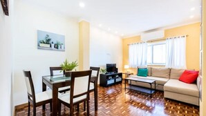 Living area - Apartments for 4 People (Lagos)