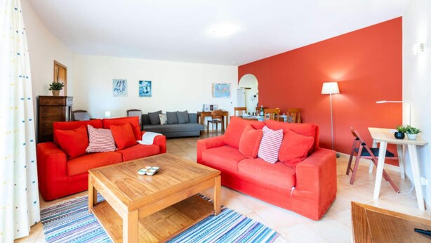 Unclassified image, 1 of 3, button - Apartments for 4 People (Lagos)