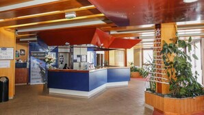 Lobby - 2-room Cabin Apartment for 6 People (Les Belleville)