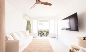 Living area - Apartment in Palm Beach Near Croisette (Cannes)