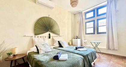 Houses & Villas for 15 People