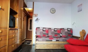 Room - Apartment in Plagne Villages by Ski Slopes (La Plagne-Tarentaise)