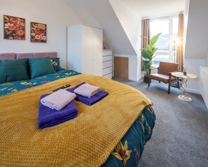 4 Schlafzimmer, Bügeleisen/Bügelbrett, WLAN, Bettwäsche