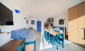 Living area - Studio Alca\"ve Center Station 6 pax (Villarembert)