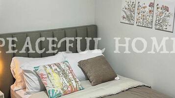 2 chambres, bureau, Wi-Fi gratuit, draps fournis