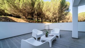 Terrace/patio - Apartment in Espartal Near Monte Clerigo (Aljezur)