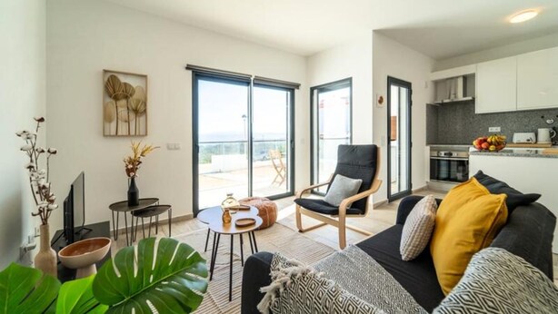 Living area - Apartment in Espartal Near Monte Clerigo (Aljezur)