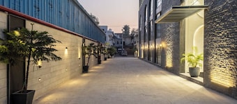 Emerald Luxe A Boutique Hotel