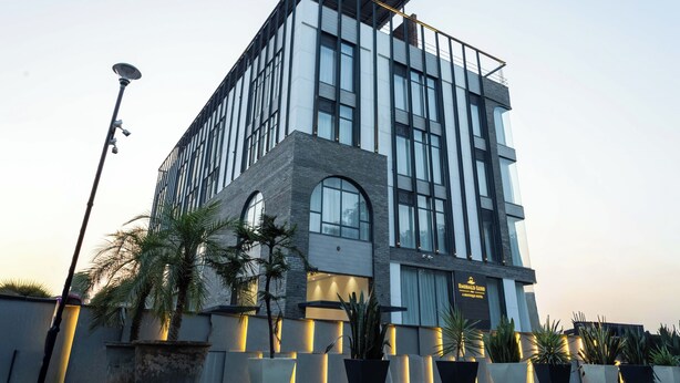 Exterior - Emerald Luxe A Boutique Hotel (Mohali)