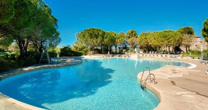 House in Luberon With Pool and Golf Access