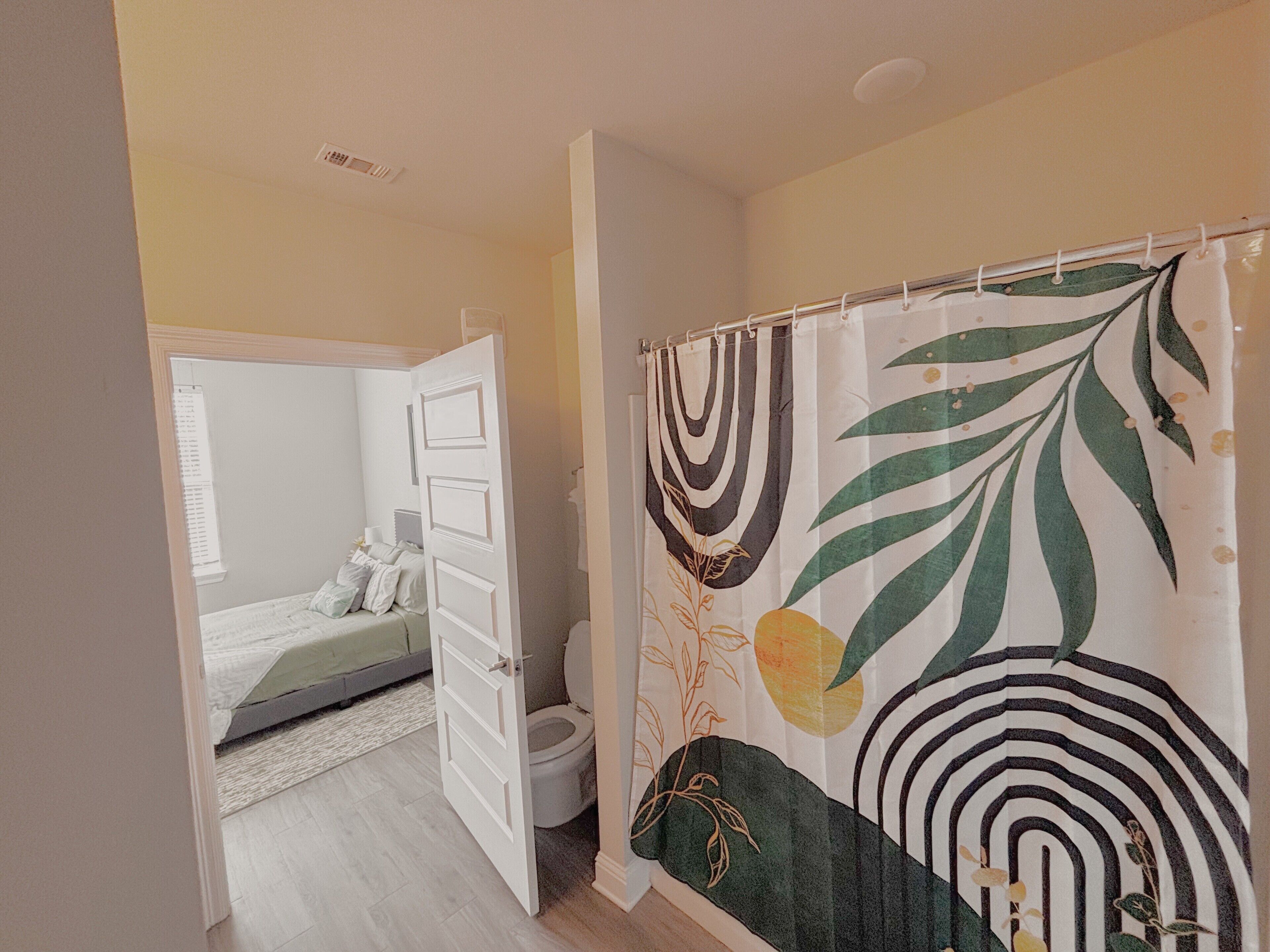 2 bedrooms, iron/ironing board, travel crib, WiFi