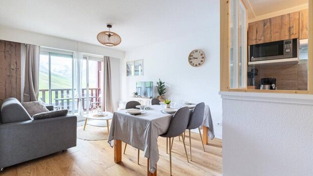 Unclassified image, 1 of 3, button - Apartment in Peyragudes With Ski-in Access (Germ)