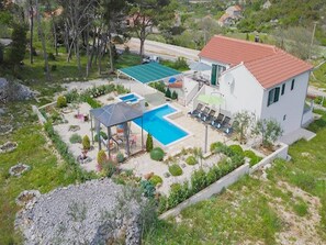 House | Exterior - Holiday Home Ela - Three Bedroom Holiday Home With Outdoor Pool (Nerezise)