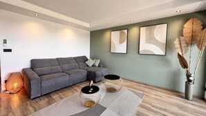 Living area - Apartments for 4 People (Le Grau-Du-Roi)