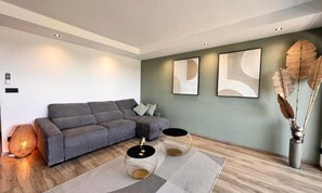 Living area - Apartments for 4 People (Le Grau-Du-Roi)