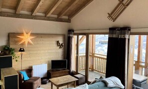 Living area - Wengen Chalets 95 (La Plagne-Tarentaise)