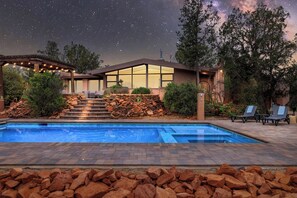 Outdoor pool, a heated pool - Luxe Red Rock Views, Heated Pool & Spa, Hot tub (Sedona)