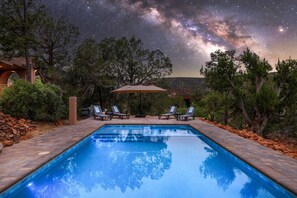 Outdoor pool, a heated pool - Luxe Red Rock Views, Heated Pool & Spa, Hot tub (Sedona)
