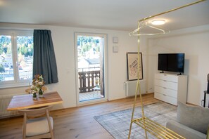 TV - Aurora Studio with balcony for 2 - Lenzerheide (Lenzerheide/Lai)