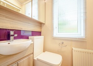 Bathroom - 2 bedroom accommodation in Bala, (Bala,)