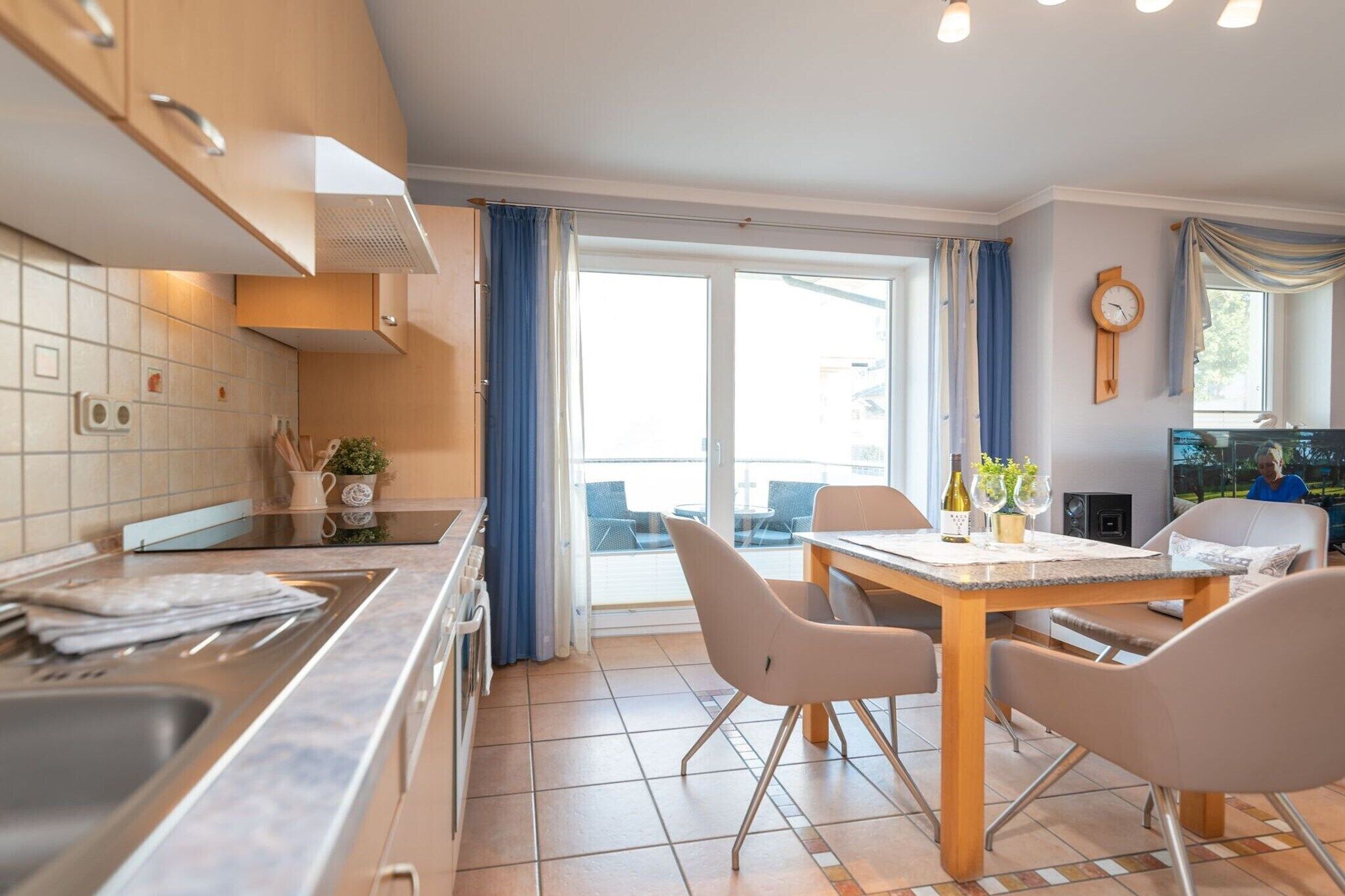 Réfrigérateur, four, plaque de cuisson, lave-vaisselle