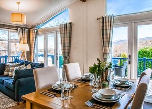 تناول الطعام