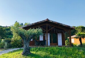 Soundproofing, iron/ironing board, free WiFi - Les Chalets du Lac de Montréjeau (Montréjeau)