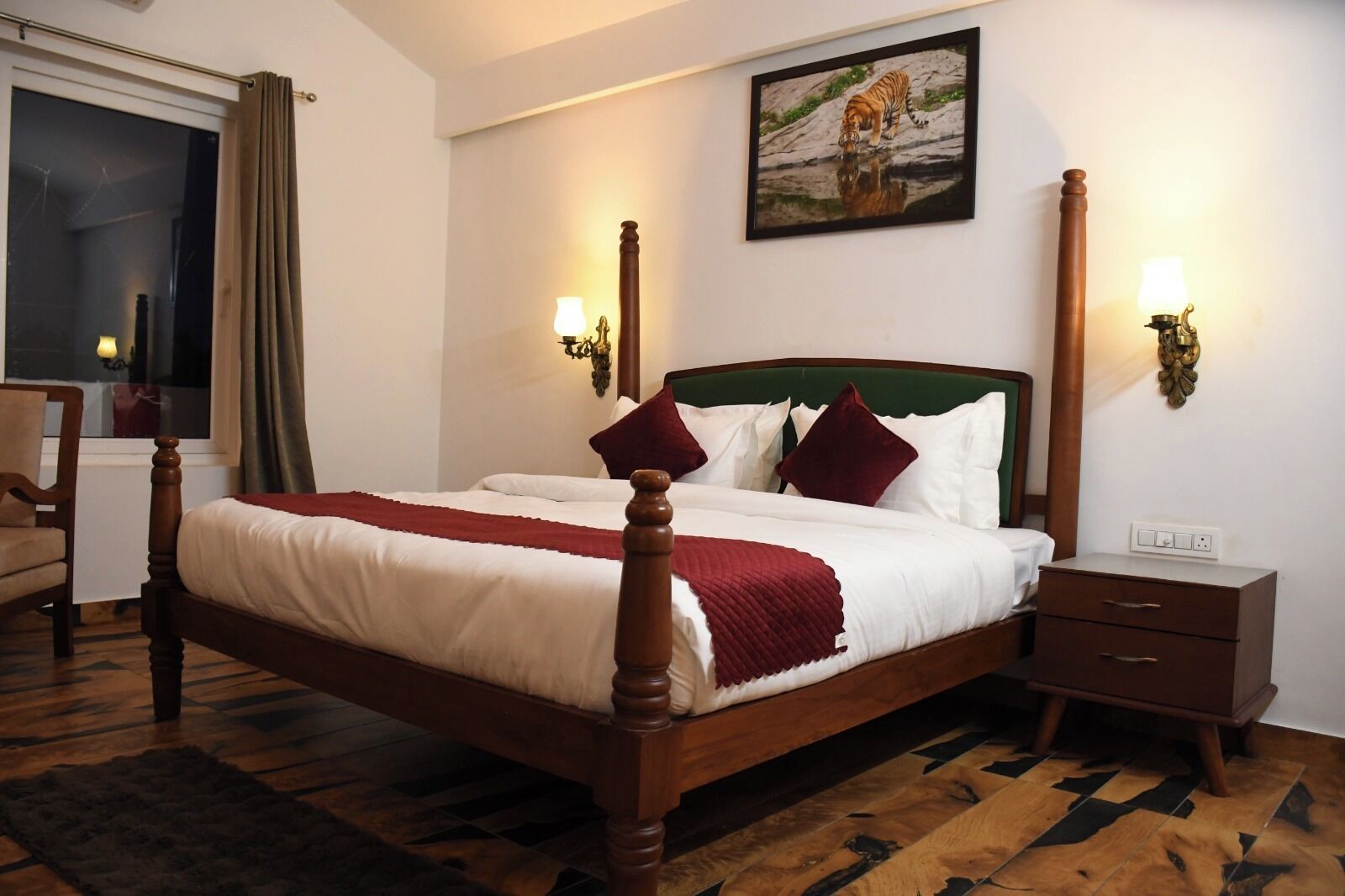 Escrivaninha, ferros/tábuas de passar roupa, Wi-Fi de cortesia