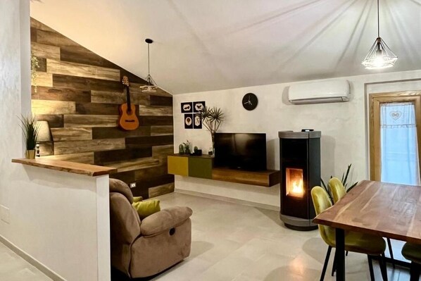 Interior - Cozy apartment La Mansarda near Rome Castelli Tivoli (San Cesareo)