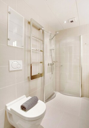 Shower, hair dryer - SEAFRONT LUXURY IN OSLO! (Oslo)