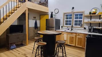 Microwave, oven, stovetop