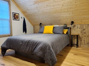 2 عدّة غرف نوم وواي فاي مجانًا وملاءات أسرّة