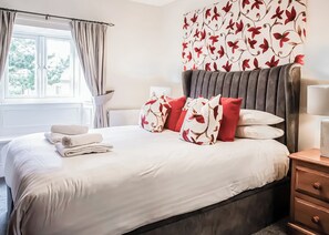 5 chambres, accès à Internet