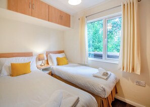 3 室のベッドルーム、WiFi (無料)