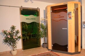 Spa - Holiday apartment with 2 bedrooms (Fulpmes)
