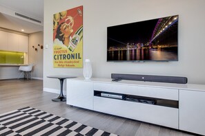 Interior - Spacious 2-Bed Apartment Close to City (Cremorne)