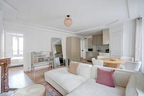 Living Room - Superb apartment - 2BR - 4 P - Ivry-sur-Seine (Ivry-sur-Seine)